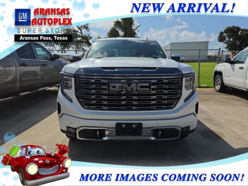 Used 2023 GMC Sierra 1500 Denali Ultimate AWD/4WD image 2