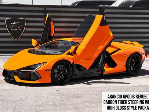 Used 2024 Lamborghini Revuelto AWD/4WD image 1