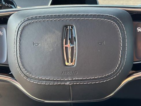 New 2025 Lincoln Navigator Reserve w/ Jet Appearance Package image 19