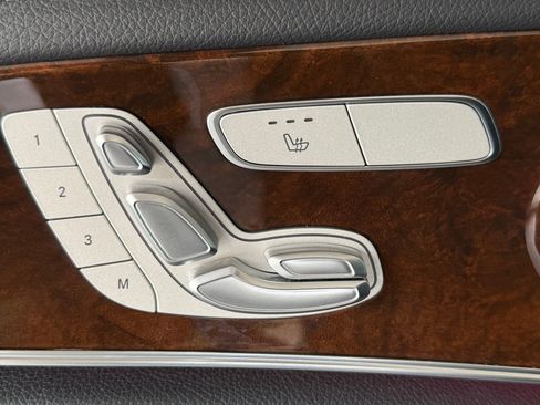 Used 2022 Mercedes-Benz E 450 4MATIC Sedan image 13