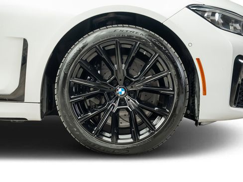 Used 2021 BMW 750i xDrive w/ Executive Package AWD/4WD image 29