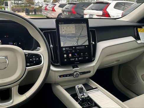 New 2026 Volvo XC60 B5 Ultra w/ Protection Package Premier image 18