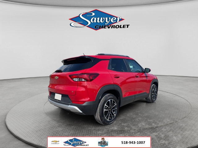 Used 2026 Chevrolet TrailBlazer LT AWD/4WD image 5