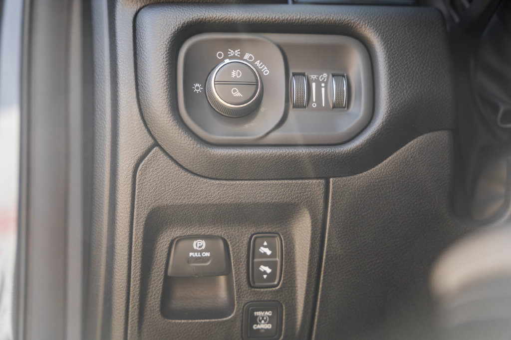 Used 2025 RAM 1500 Laramie w/ Night Edition AWD/4WD image 50