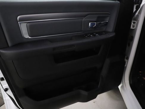 Used 2022 RAM 1500 Classic SLT w/ Protection Group AWD/4WD image 23