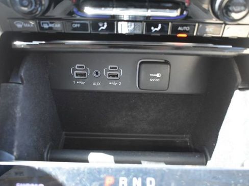 Used 2022 Jeep Grand Cherokee L Limited AWD/4WD image 35