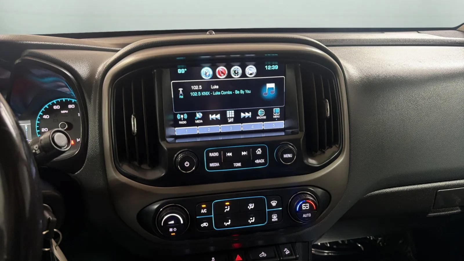 Used 2016 Chevrolet Colorado Z71 AWD/4WD image 13