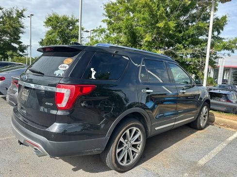 Used 2017 Ford Explorer Limited AWD/4WD image 2
