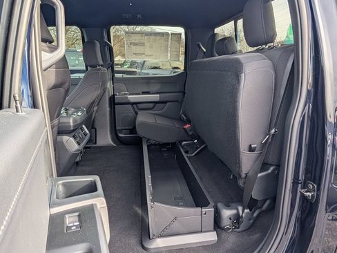 Used 2025 Ford F150 XLT w/ Equipment Group 302A MID AWD/4WD image 16