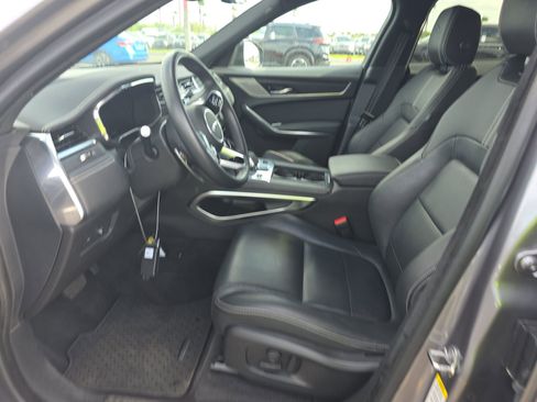 Used 2025 Jaguar F-PACE R-Dynamic S image 14