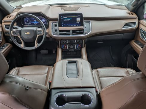 Used 2023 Chevrolet Suburban High Country w/ LPO, Illumination Package image 12