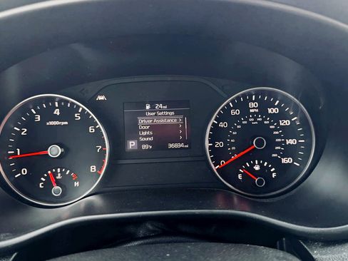 Used 2021 Kia Sportage LX image 12