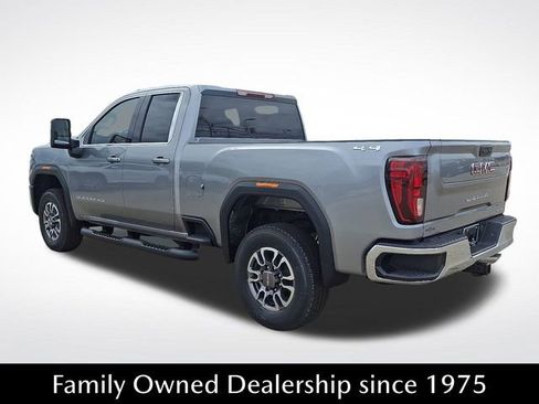 New 2026 GMC Sierra 2500 SLE image 3