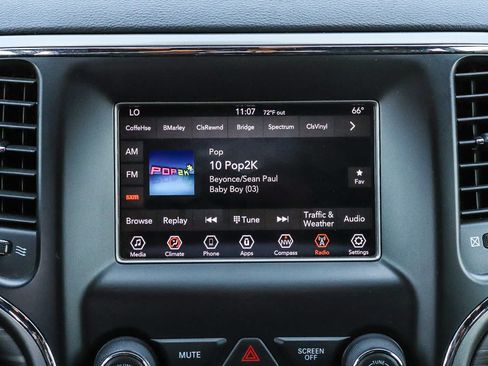 Used 2020 Jeep Grand Cherokee Laredo RWD image 19