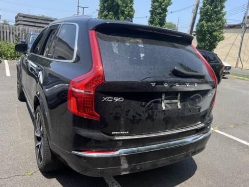 Used 2023 Volvo XC90 B6 Plus w/ Protection Package Premier AWD/4WD image 4