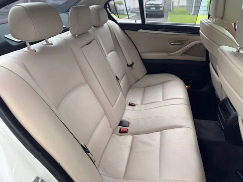 Used 2011 BMW 528i Sedan RWD image 27