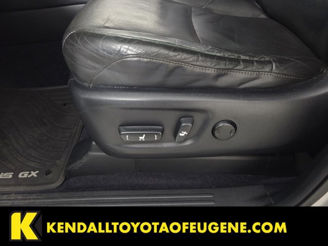 Used 2013 Lexus GX 460 w/ Convenience Pkg AWD/4WD image 26