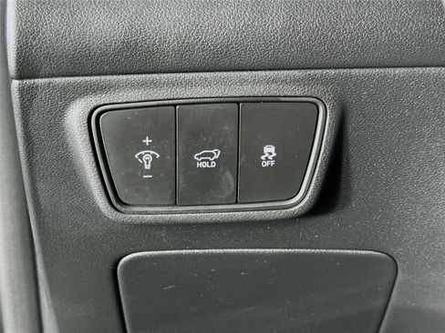 Certified 2023 Hyundai Tucson SEL w/ Winter Package FWD image 10