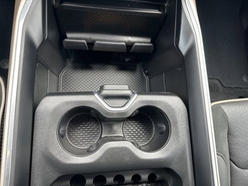 Used 2021 RAM 1500 Laramie image 27