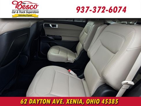 Used 2020 Ford Explorer XLT w/ Equipment Group 202A image 9
