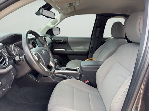 Used 2023 Toyota Tacoma SR5 w/ SX Package AWD/4WD image 9