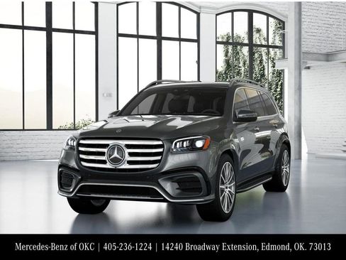 New 2026 Mercedes-Benz GLS 580 4MATIC image 41