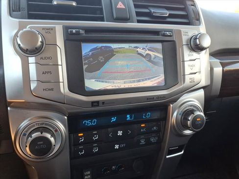 Used 2017 Toyota 4Runner Limited AWD/4WD image 25