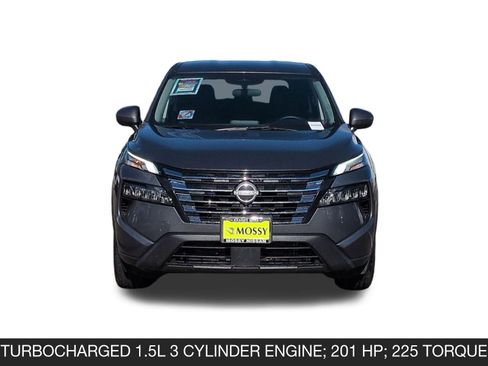 Used 2025 Nissan Rogue SV image 5
