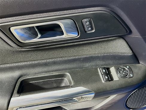 Used 2019 Ford Mustang GT image 17