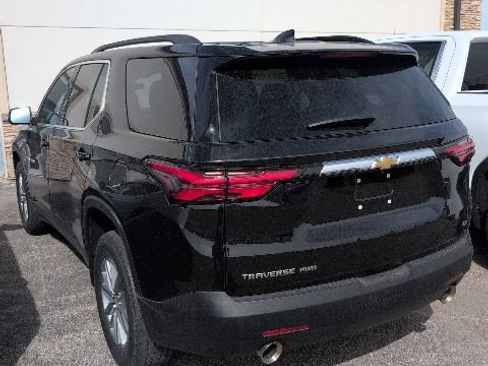 Used 2023 Chevrolet Traverse LT w/ LPO, Floor Liner Package AWD/4WD image 2
