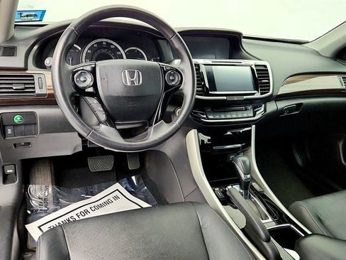 Used 2017 Honda Accord EX-L image 13