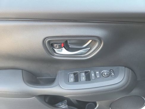 New 2026 Honda HR-V LX image 14