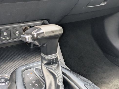Used 2025 Kia K4 FWD image 16