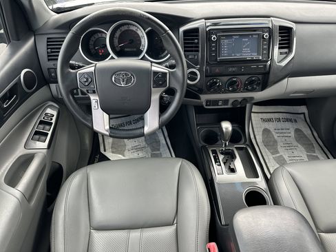 Used 2014 Toyota Tacoma 4x4 Double Cab w/ SR5 Package image 22