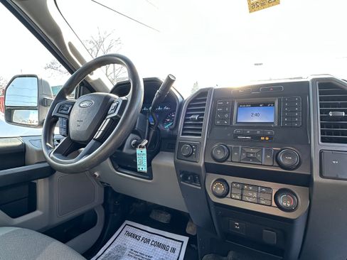 Used 2020 Ford F550 4x4 SuperCab Super Duty w/ Power Equipment Group image 17