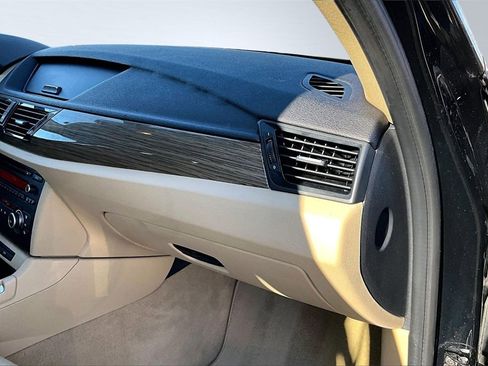 Used 2013 BMW X1 sDrive28i image 17