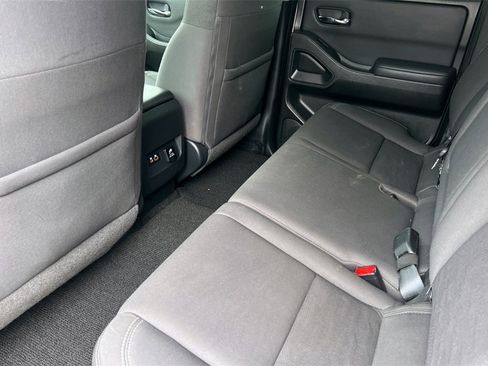 Used 2022 Nissan Frontier SV image 15