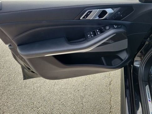 Used 2022 BMW X5 M50i w/ Premium Package image 23