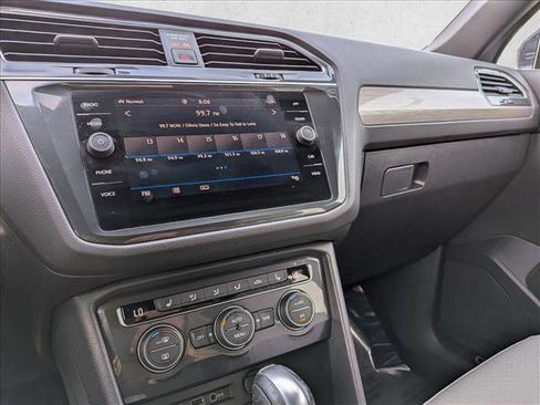 Used 2020 Volkswagen Tiguan SE R-Line image 13