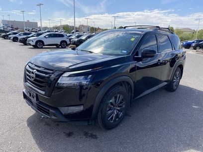 Used 2022 Nissan Pathfinder SV w/ SV Black Package