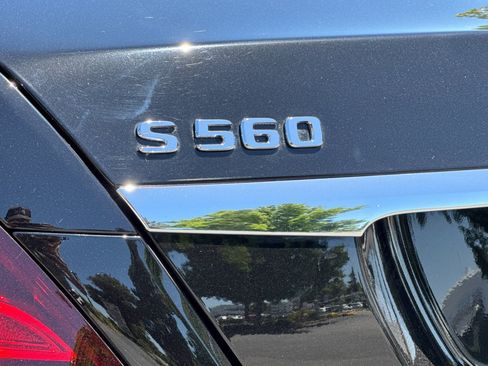 Used 2019 Mercedes-Benz S 560 Sedan image 38