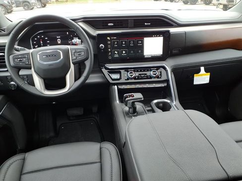 New 2026 GMC Sierra 1500 Denali w/ Denali Reserve Package image 13