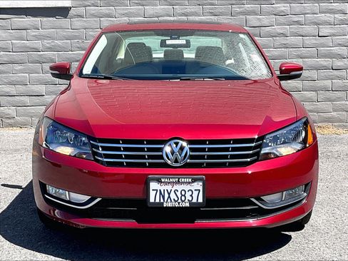 Used 2015 Volkswagen Passat TDI SEL Premium FWD image 2