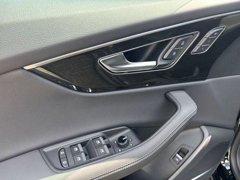 Certified 2026 Audi Q8 Premium Plus AWD/4WD image 32