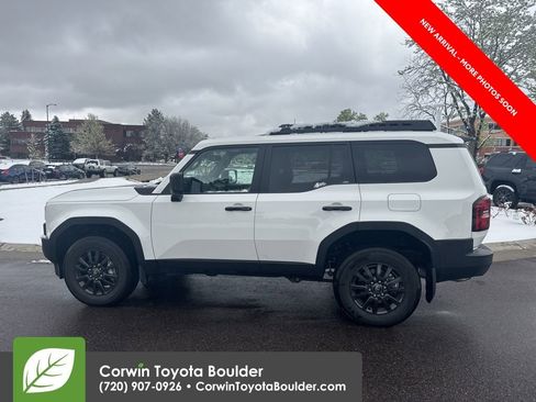 Used 2025 Toyota Land Cruiser 1958 image 4