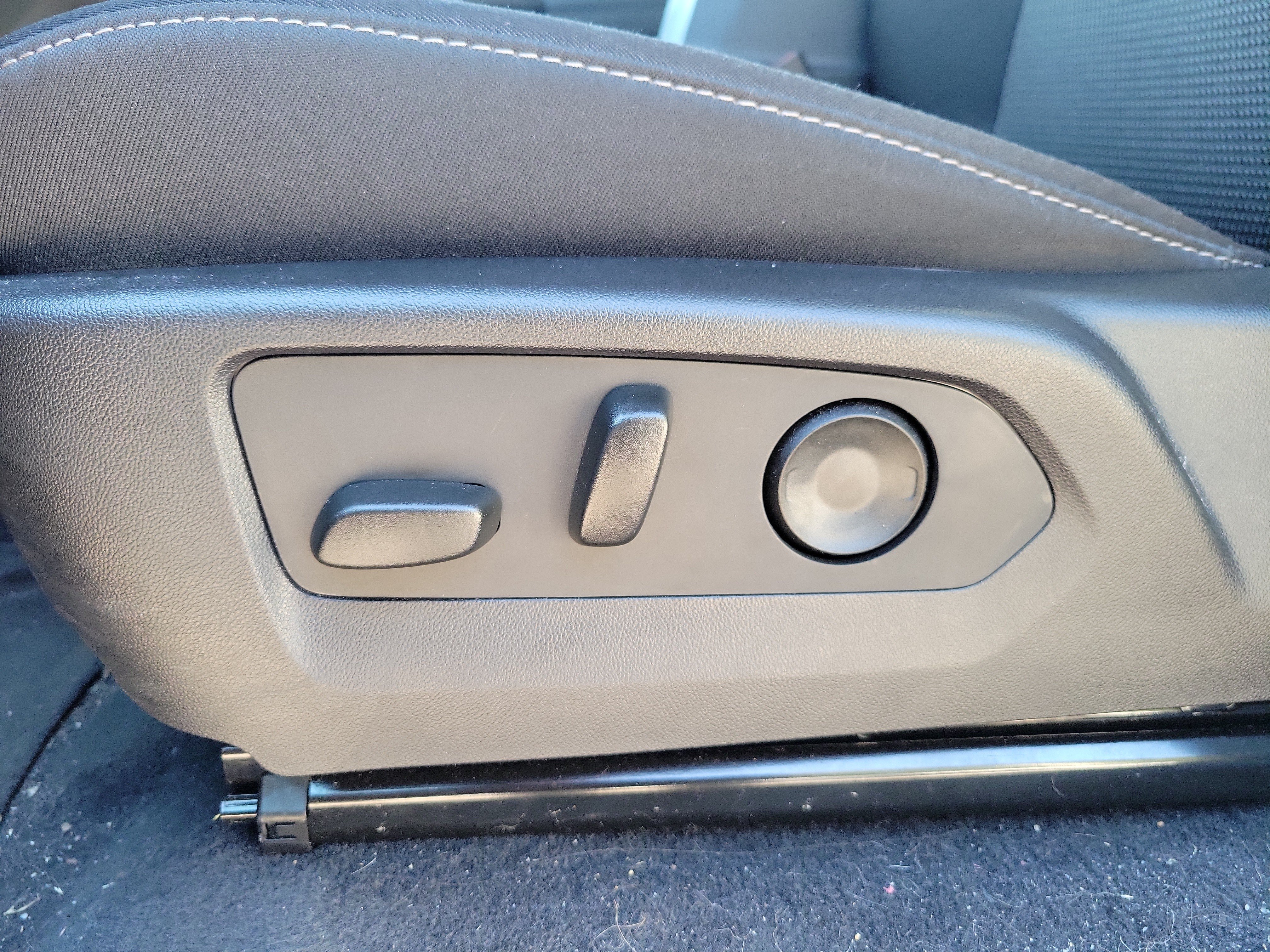 Used 2026 GMC Canyon Elevation w/ Convenience Package RWD image 20
