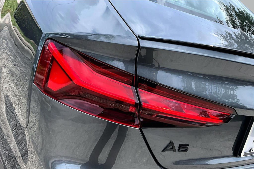 Used 2023 Audi A5 2.0T Prestige AWD/4WD image 28