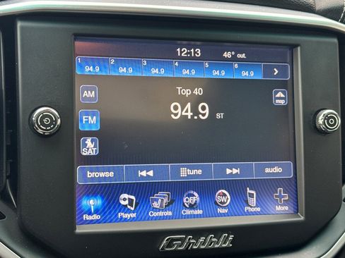 Used 2015 Maserati Ghibli image 18