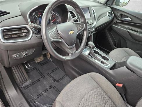 Used 2022 Chevrolet Equinox LT FWD image 9