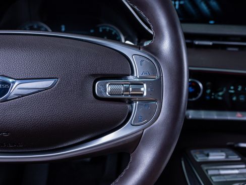 Used 2022 Genesis GV70 2.5T w/ Advanced Package image 23